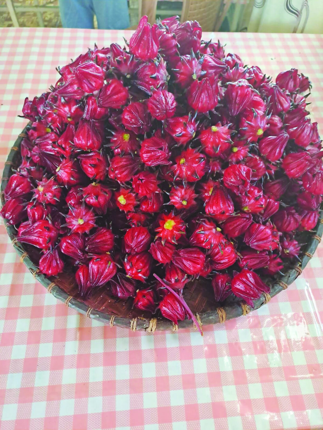 Roselle calyxes