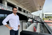 Yannick Lincoln: champion serving champions!