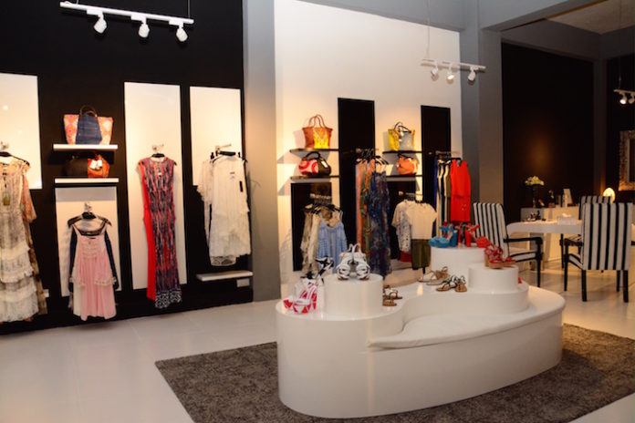 Caroline Sélection: Une boutique glamour, à la pointe de la mode